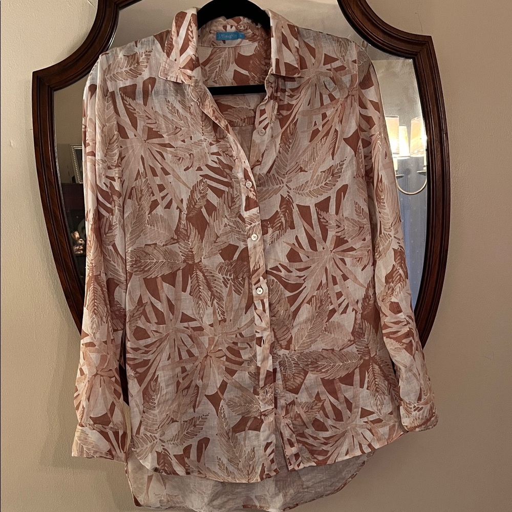 J. McLaughlin Tropical Leaf Print Button-Down Shirt Size Small NWOT